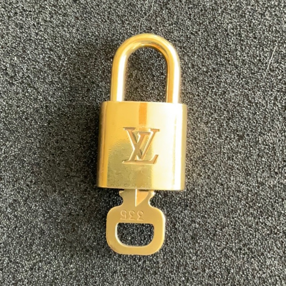 Louis Vuitton Padlock and Key #335